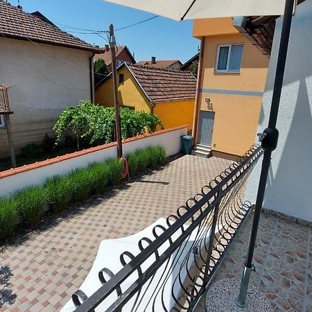 Apartment Kapetanovic Bosanski Samac Phòng bức ảnh